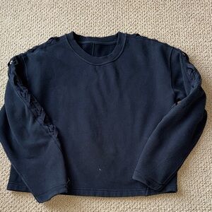 Lululemon Sweatshirt size Medium